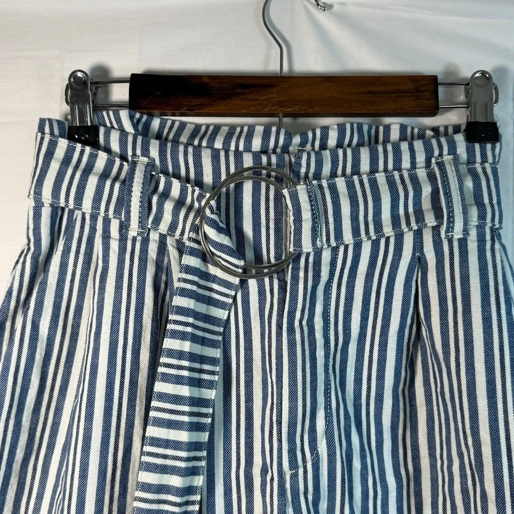 FREE PEOPLE Paperbag Striped High Waist Belted Shorts - Blue/White - Size 8 - Picture 3 of 9